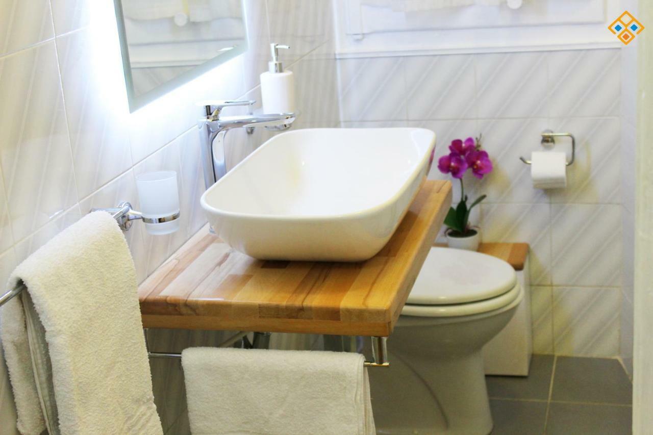 Sa Domu De Ajaja Apartments กาญารี ภายนอก รูปภาพ